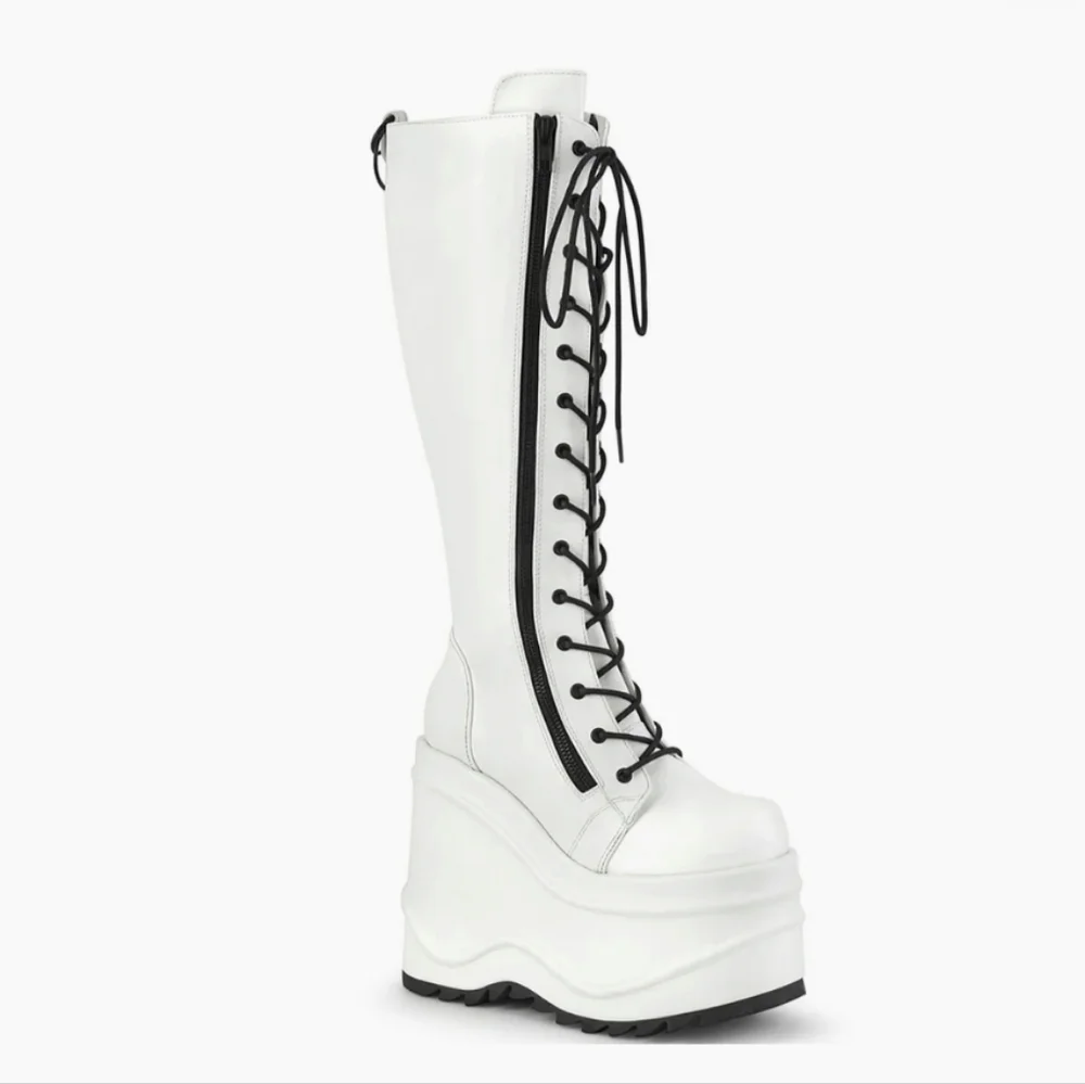 RARE Demonia Wave200 Boot - Beige Size 9